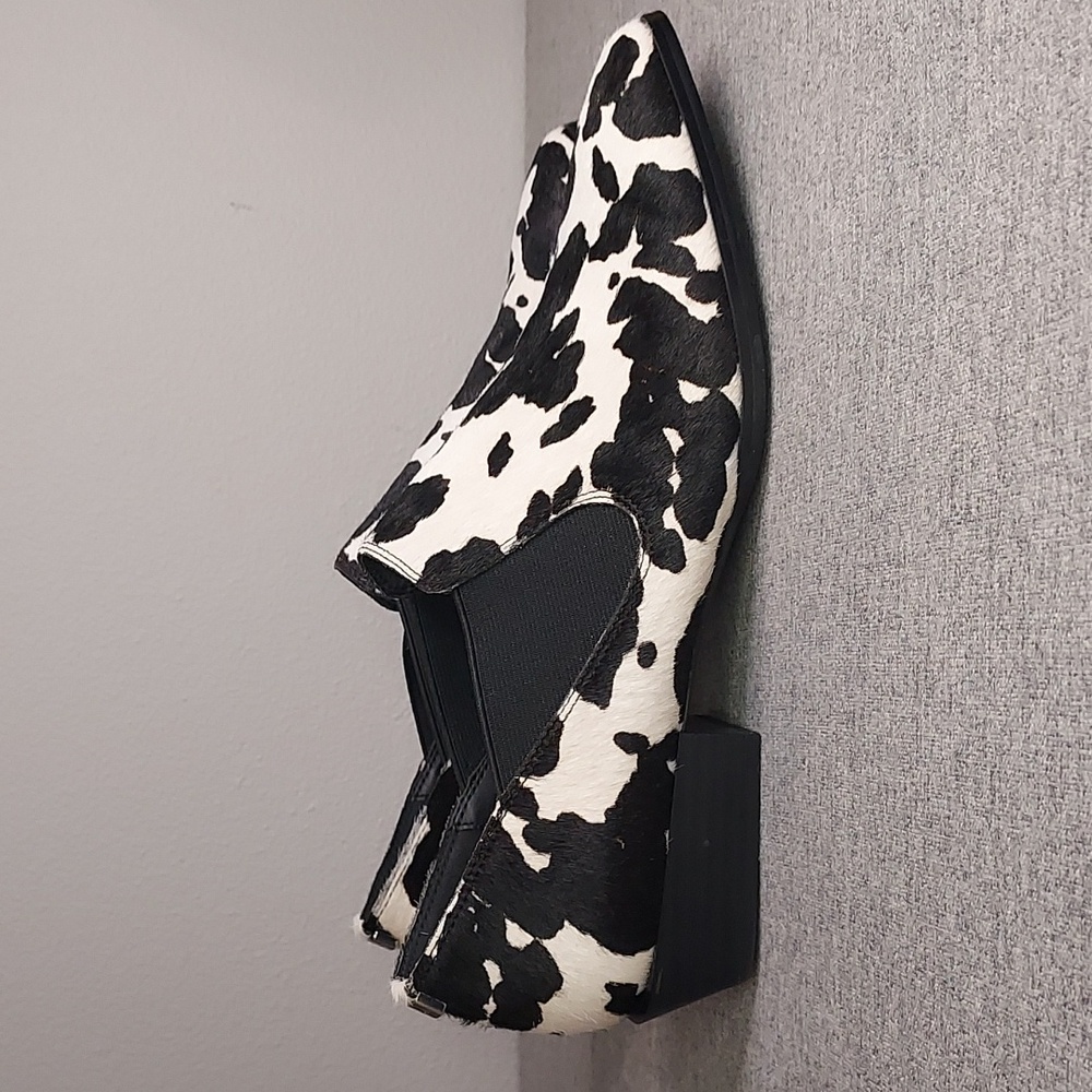 Calvin Klein Geneve Black White Cow Print Haircalf Low Stack Loafers Size 10